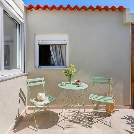 Ancient Acrocorinth Castle View & Patio *